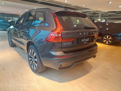 Volvo XC60 B5 AWD Bensin Plus Dark