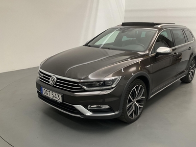 VW Passat Alltrack 2.0 TDI Sportscombi 4MOTION (240hk)