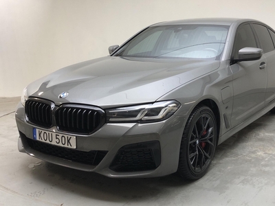 BMW 545e xDrive Sedan, G30 LCI (394hk)