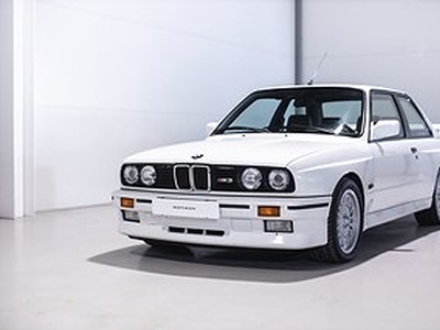 BMW M3 E30