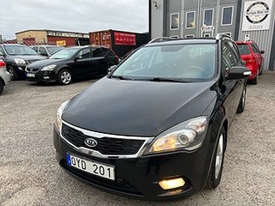 Kia CEED cee'd_sw 1.6 CRDi DRAG M-VÄRMARE NY BESIKTIGAD 128H