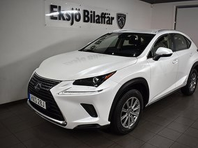 Lexus NX 300h AWD 2.5 AWD E-CVT /Backkamera/