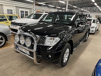 Nissan Navara Dubbelhytt 2.5 dCi 4x4 A-traktor