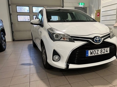 Toyota YarisHybrid 1.5 Elhybrid Active 2015, Halvkombi