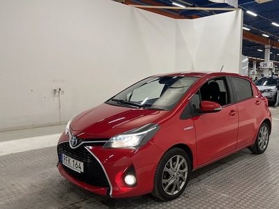 Toyota YarisHybrid e-CVT Intense Edt Comfort Kamera 2016, Halvkombi