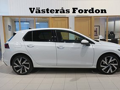 Volkswagen Golf 1.4 TSI 204hk PLUG IN HYBRID P-Värmare Navi