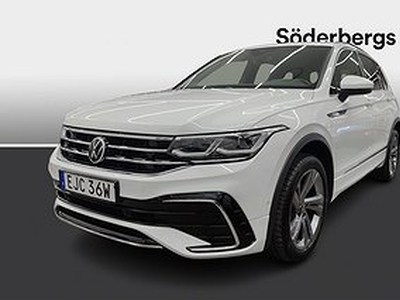 Volkswagen Tiguan 2.0 TDI 4M DSG R-Line Värmare Drag Digital Cockpit