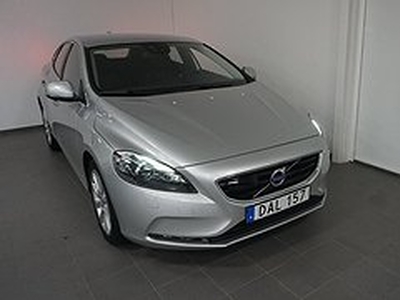 Volvo V40 D3 Momentum Business Edition Fast drag. Navigation