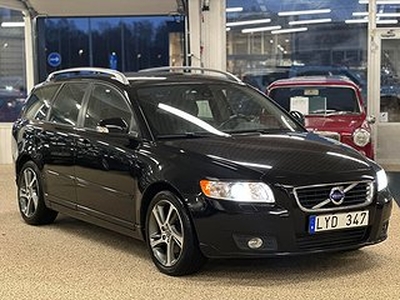 Volvo V50 D3 Geartronic Momentum *TOPPSKICK* Väl-Utr 0%RÄNTA