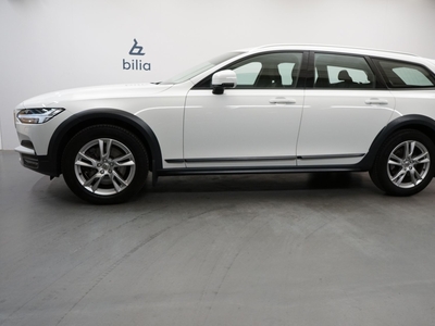 Volvo V90 Cross Country D4 AWD