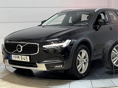 Volvo V90Cross Country D4 AWD Adv Edt s&v-hjul drag nav voc 2019, Kombi