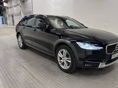 Volvo V90Cross Country D4 AWD Momentum Värm Skinn VOC Drag 2019, Kombi