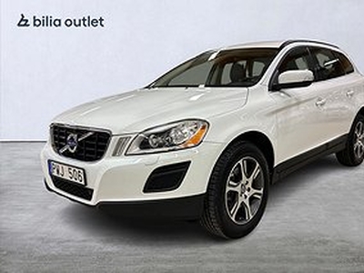 Volvo XC60 D4 AWD Momentum DE 6700mil / Skinn / Dragkrok