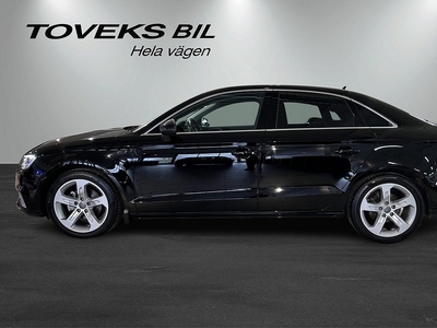 Audi A3 Sedan 1,0TFSI Sport / B&O / Adaptiv / Drag