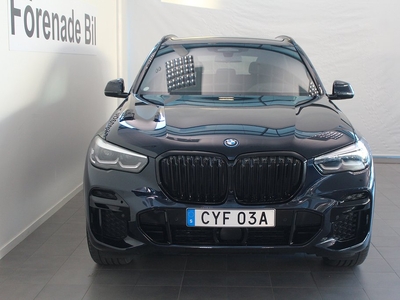 BMW X5 xDrive45e M Sport Drag H/K Park Assist Serviceavtal