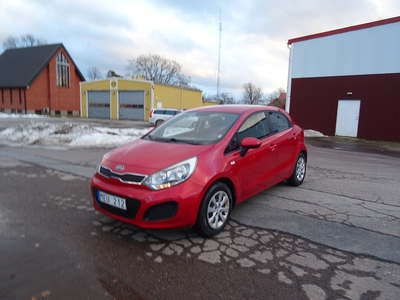 Kia Rio 5-dörrar 1.2 CVVT Skatt 360:- 1äg Byte/Avbet 700:-