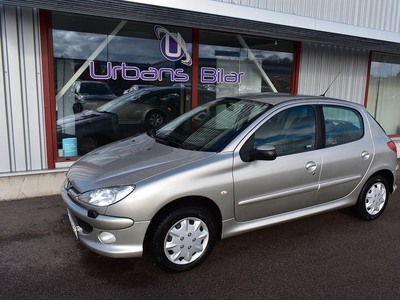 Peugeot 206 1.4 XS (75hk) 5dr / Ny Kamrem *4230 mil*