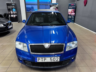 Skoda Octavia RS 2.0 TFSI 200hk 2-Ägare Taklucka