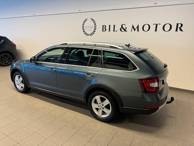 Skoda Octavia Scout 2.0 TDI 4x4 Active info/Navi/Bkam/Drag