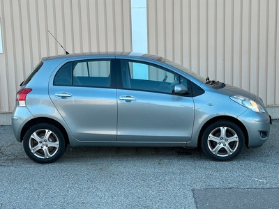 Toyota Yaris 5-dörrar 1.33 Dual VVT-i Euro 5