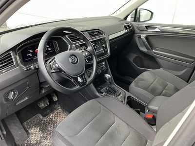 Volkswagen Tiguan 2.0 TDI SCR 4Motion DSG 190hk Premium Värmare Backkamera Drag