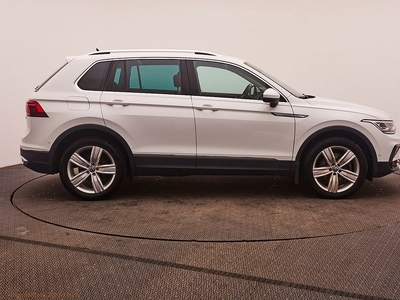 Volkswagen Tiguan 2.0 TDI SCR 4MotionElegance Värmare + Drag