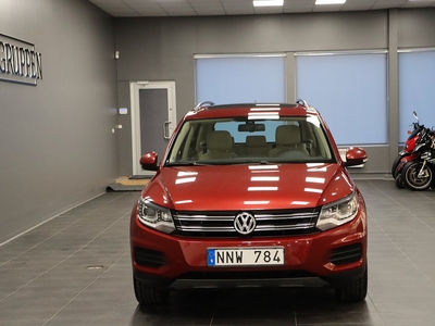 Volkswagen Tiguan 2.0TDI 4Motion 2 Ägare Panorama Drag NyBes