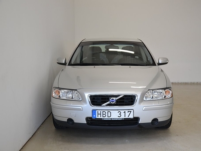 Volvo S60 2.4 / Låga Mil / Nyservad & Ny bes Euro 4