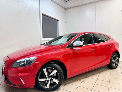 Volvo V40 D3 Geartronic Momentum, R-Design/drag/backkamera