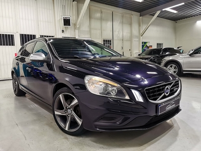 Volvo V60 D3 Momentum, R-Design Euro 5