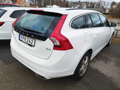 Volvo V60 D4 Momentum Euro 6