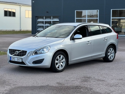 Volvo V60 T5 1 Brukare Nyservad ***2089 Mil***