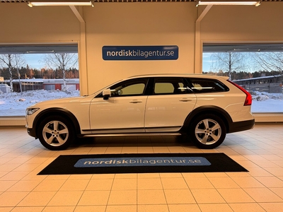 Volvo V90 Cross Country D4 Aut AWD Momentum *NAV VOC Drag*