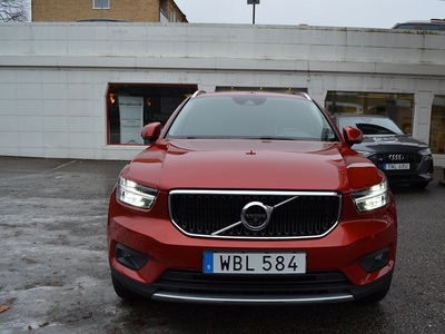 Volvo XC40 T4 AWD Momentum PRO, värmare, panorama, VOC