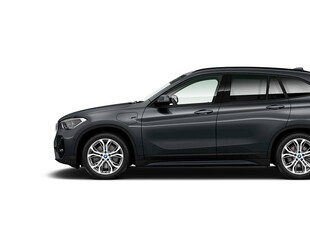 BMW X1 xDrive25e Sport line| Adaptiv farth. |Dragkrok