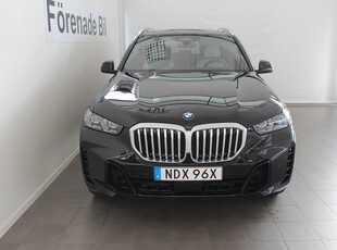 BMW X5 xDrive30d M Sport 7-säten H/K Drag Panorama