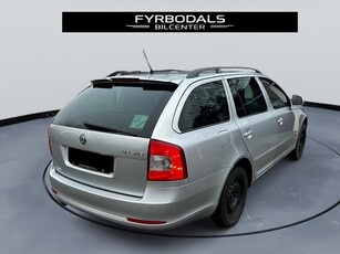 Skoda Octavia Kombi 1,6 TDI Elegance 105hk Nybes 863kr/mån