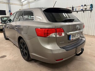 Toyota Avensis Kombi 2.0 D-4D Dragkrok Kamera