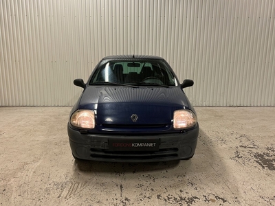 Renault Clio 3-dörrars Halvkombi 1.2 *Lågmil*