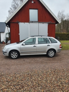 Skoda Fabia Kombi 1.2 Euro 4 obs 8500 mil