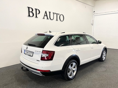 Skoda Octavia Scout 2.0TDI 4x4 B-kamera Carplay I 3.95% Ränta