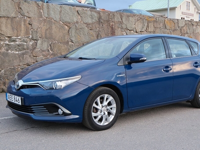 Toyota Auris Hybrid e-CVT Facelift Euro 6 Lågmil Byte/Avbet