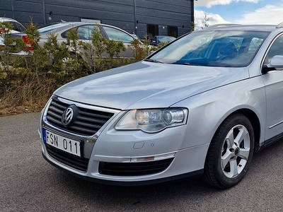 Volkswagen Passat Variant 1.6 TDI BlueM Premium Lane Assist