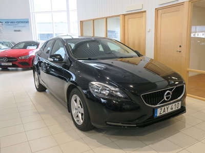 Volvo V40 T3 Kinetic 152hk Bränslevärmare VOC Parksensorer