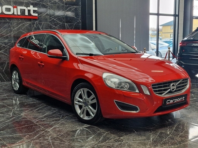 Volvo V60 D3 Automat Momentum 136hk Dieselvärmare | PDC-Bak