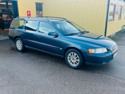 Volvo V70 2.4 Business Euro 4/Ny besiktigat/servad/kamrem