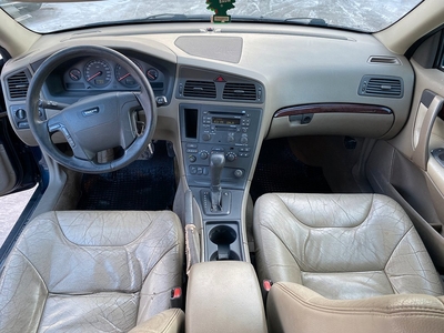 Volvo V70 2.4 T Business