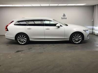 Volvo V90 B4 AWD Diesel Momentum Advanced