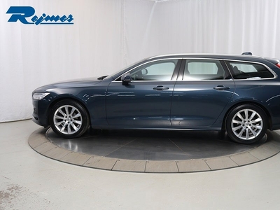 Volvo V90 D4 Momentum SE