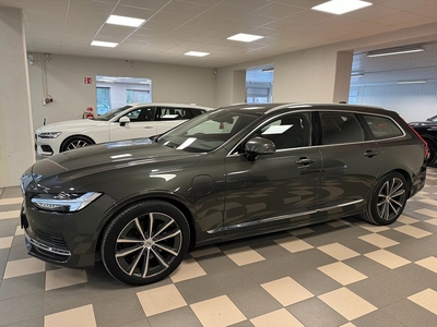 Volvo V90 Recharge T6 AWD Inscription Expression drag VOC CarPlay